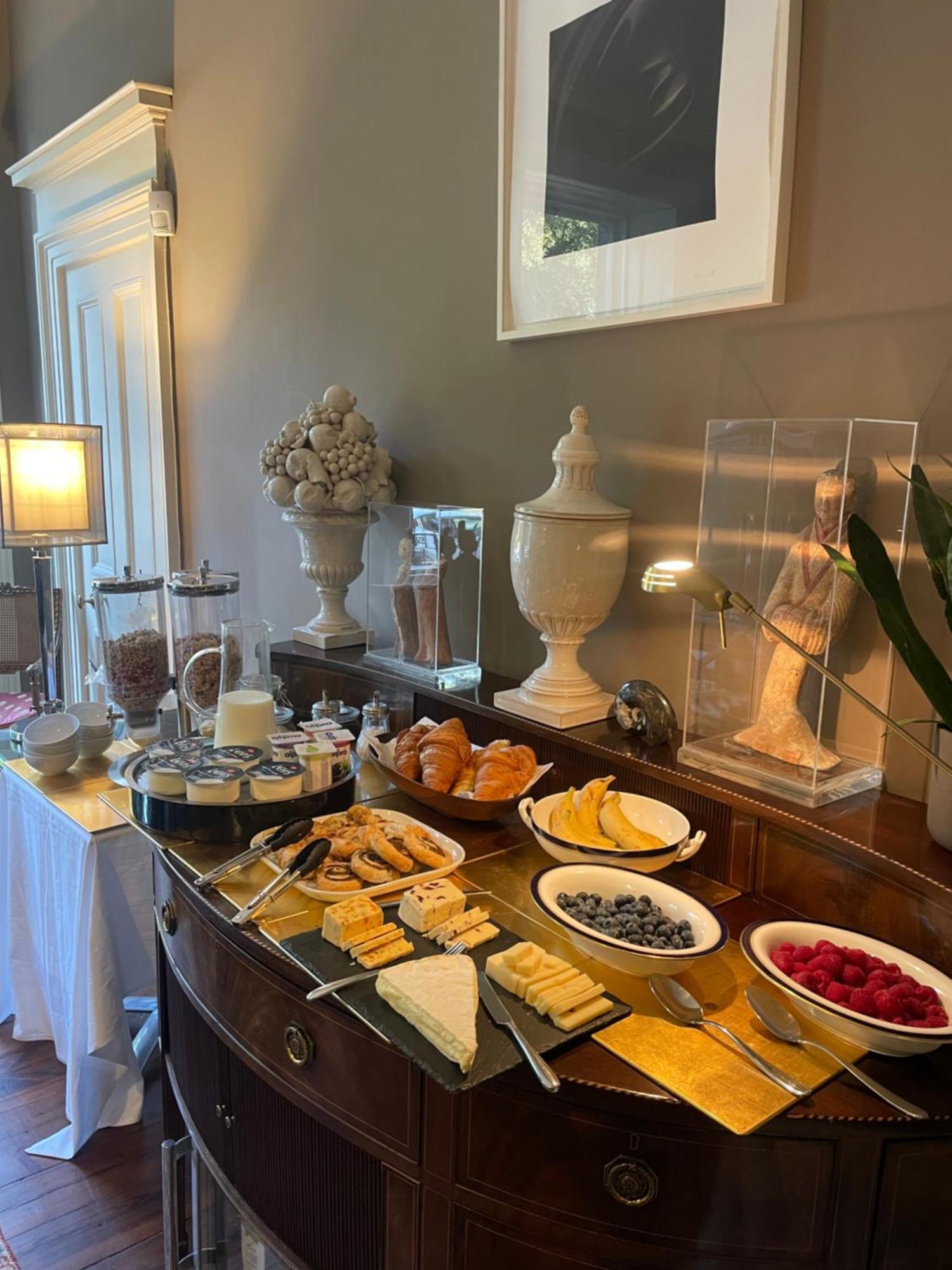 Six Brunton Place Guest House Эдинбург Экстерьер фото