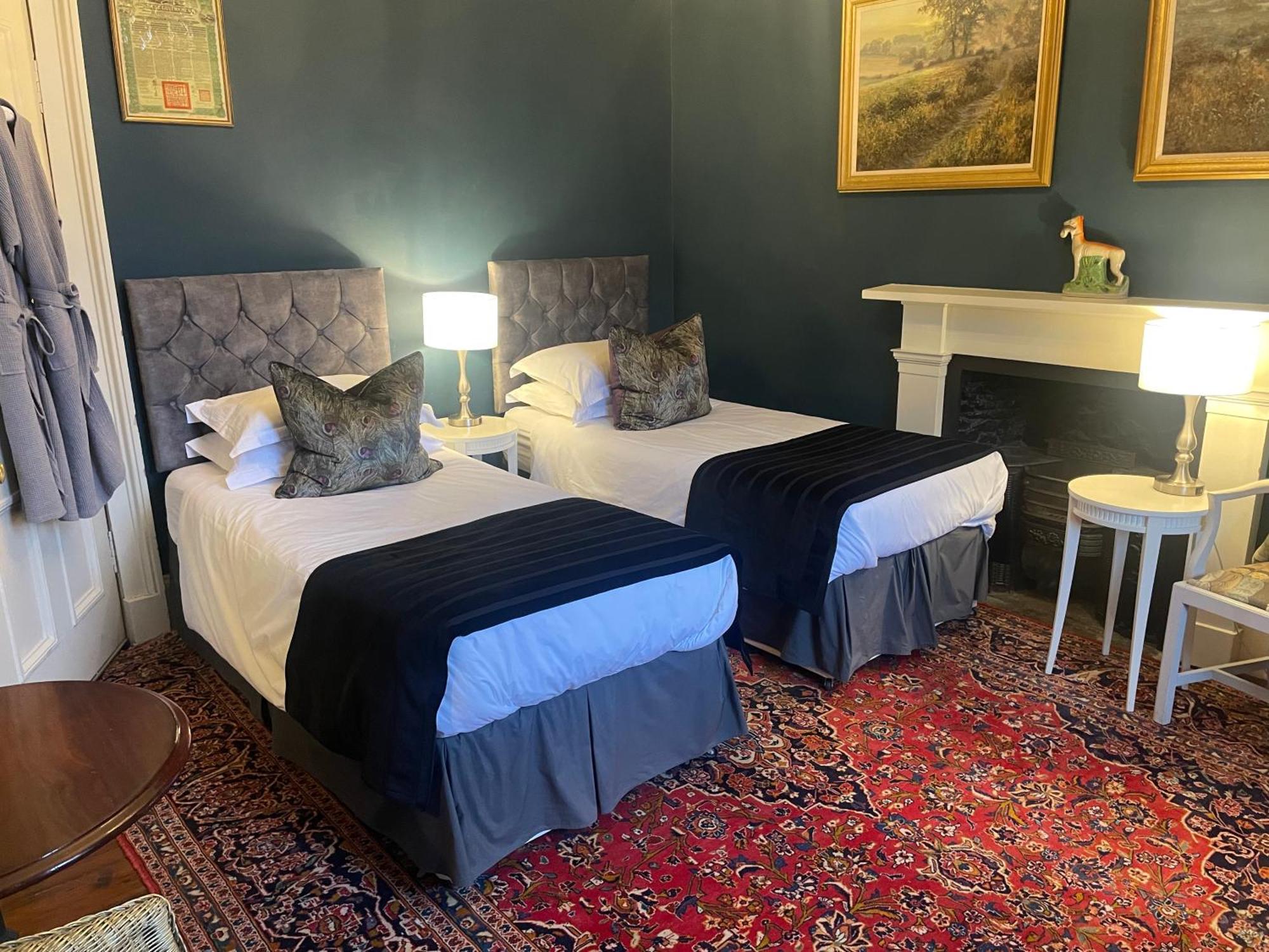 Six Brunton Place Guest House Эдинбург Экстерьер фото