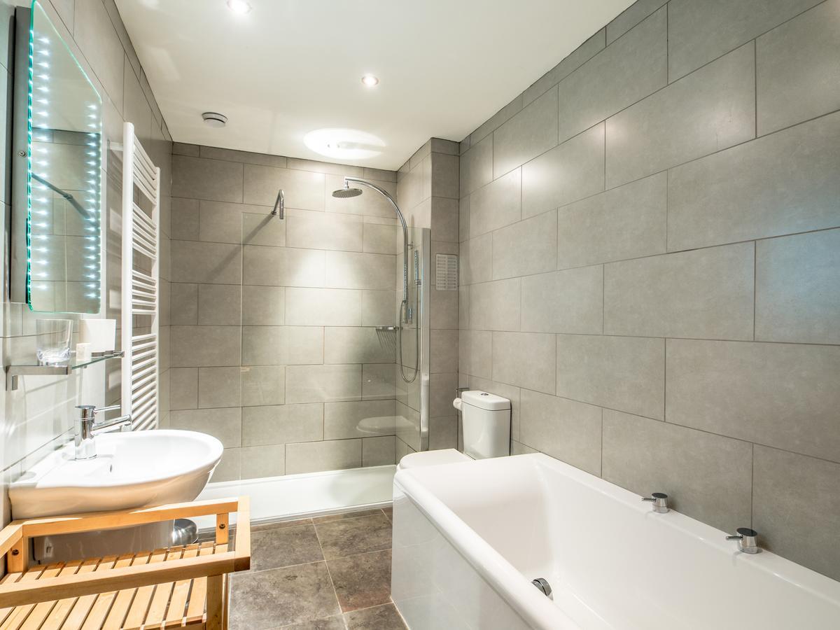 Six Brunton Place Guest House Эдинбург Экстерьер фото